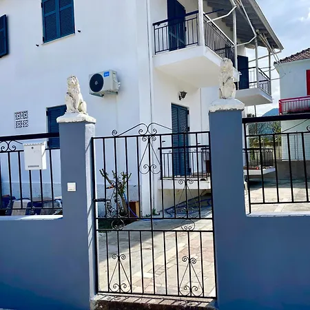 Katerina S House 2 Appartement *